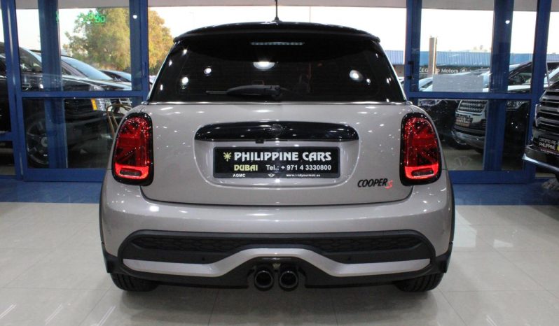 
								Used 2024 MINI Cooper full									