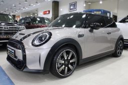 
										Used 2024 MINI Cooper full									