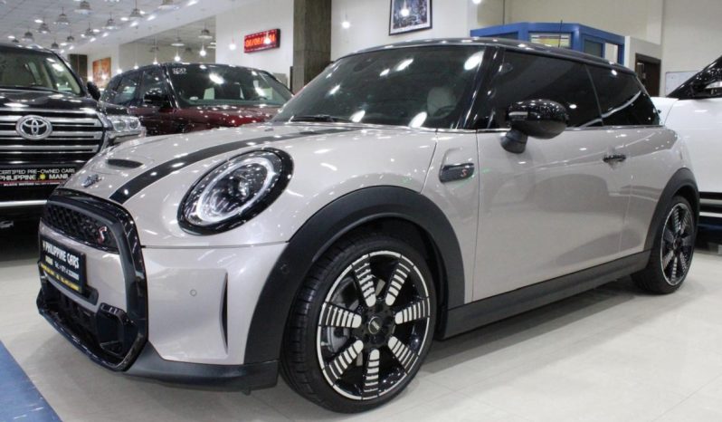 
								Used 2024 MINI Cooper full									